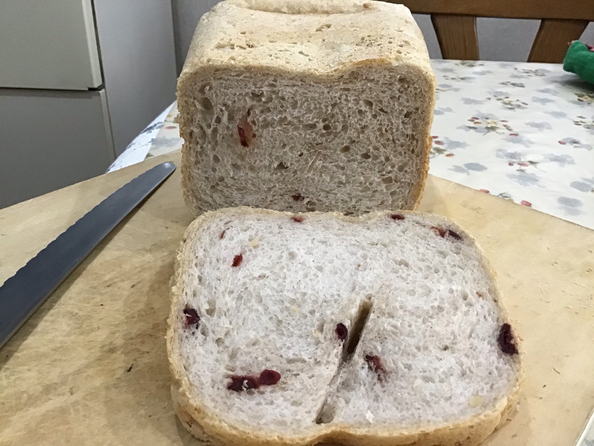 hb  もっちり天然酵母食パン