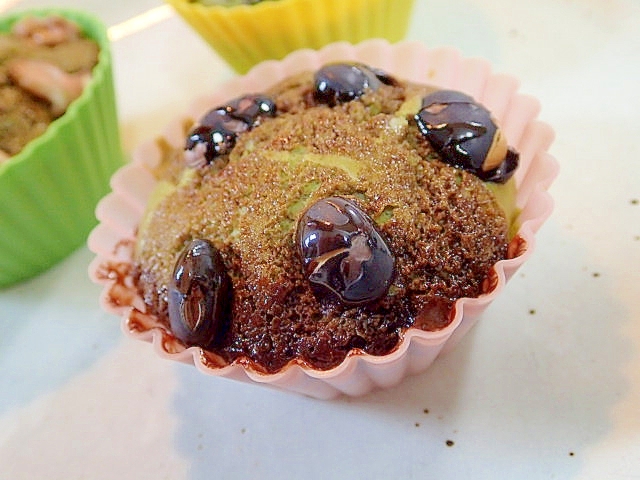 黒煎り大豆とチョコの抹茶マフィン