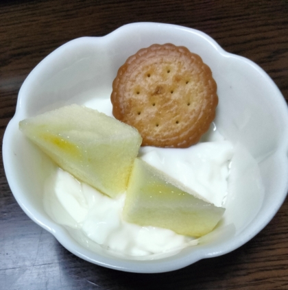 りんごごま煎餅ヨーグルト