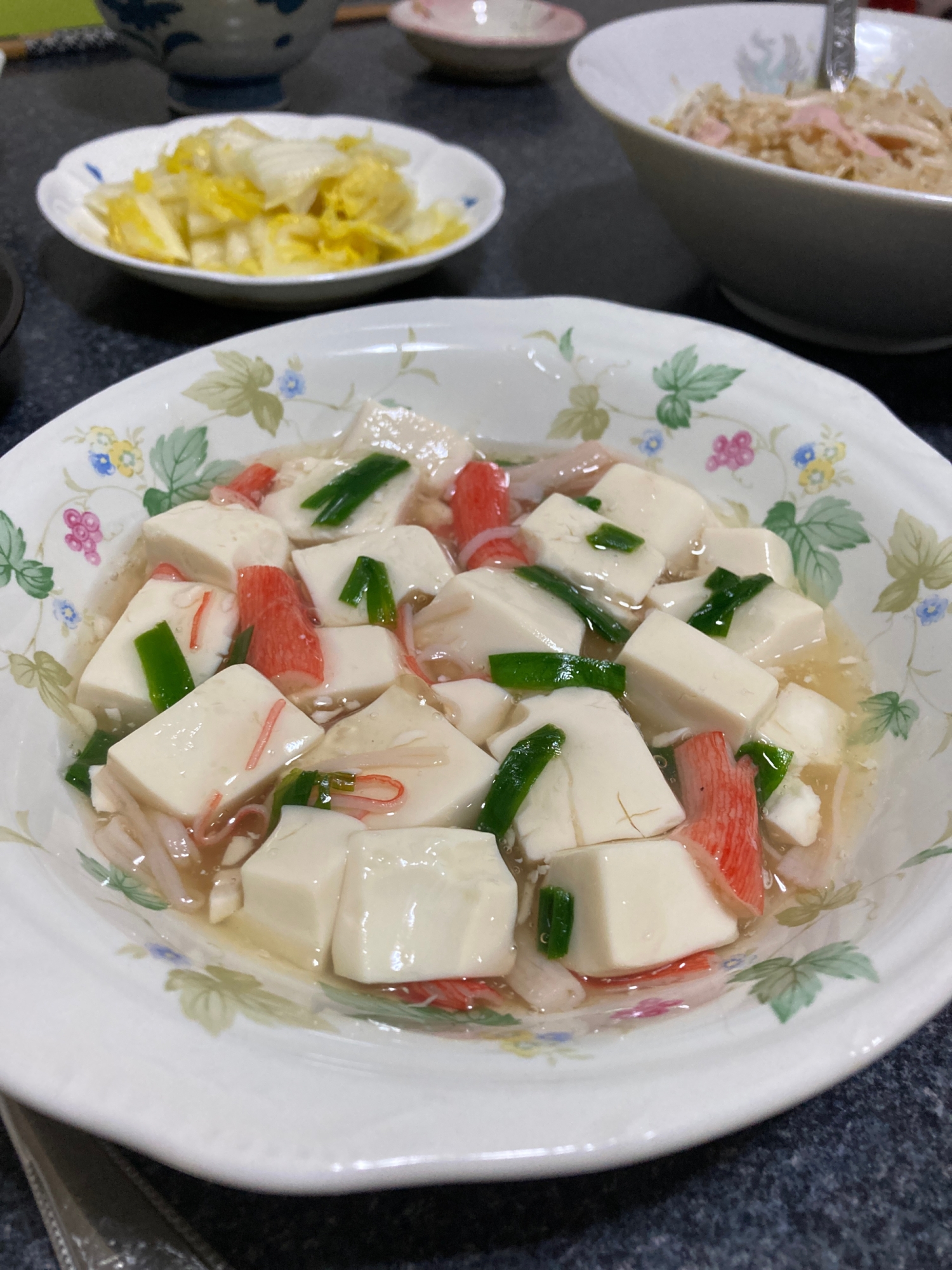 豆腐、カニカマ、ニラのあんかけ
