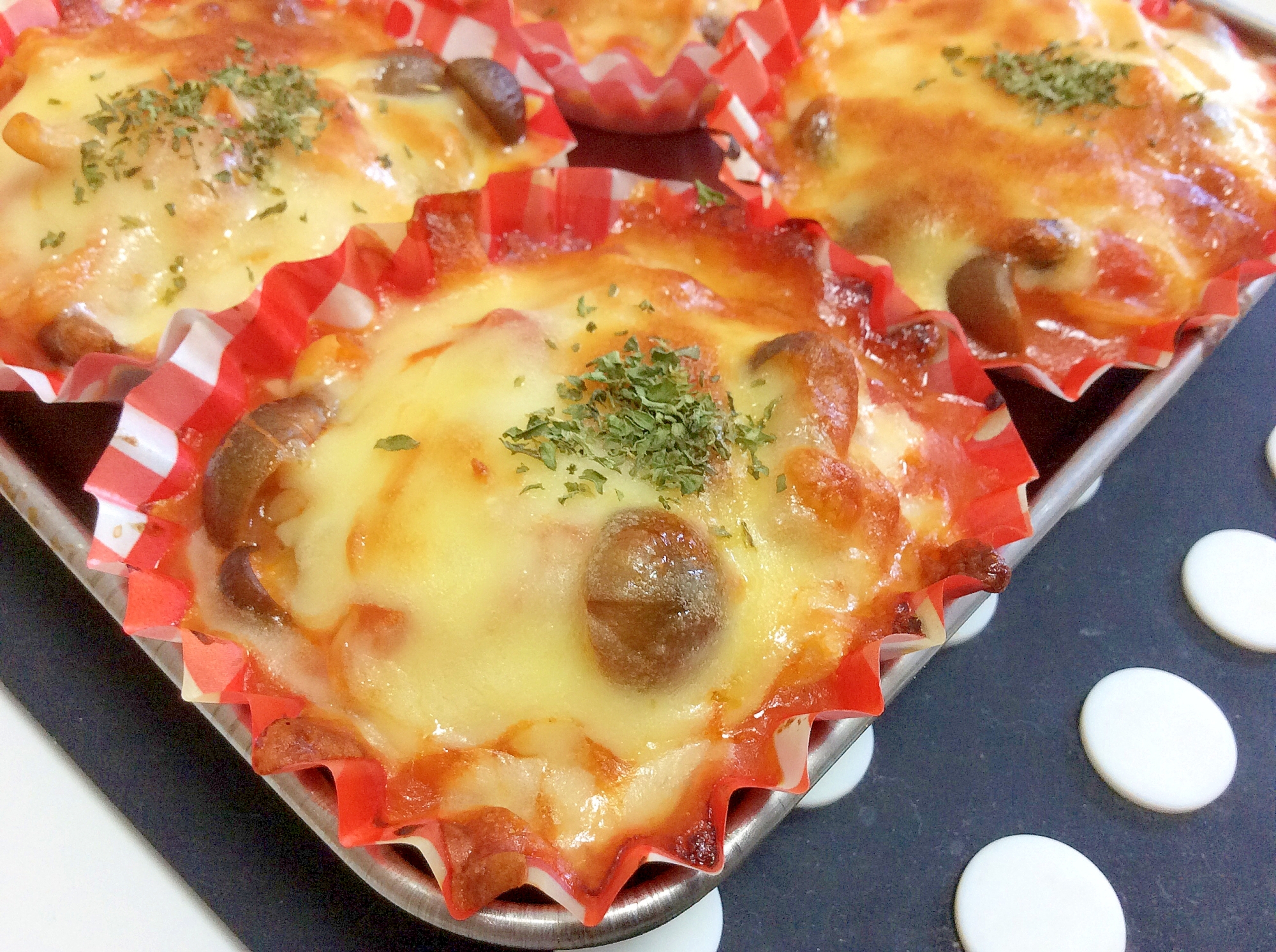 お弁当にオススメ きのこのトマトチーズ焼き レシピ 作り方 By Nico55 楽天レシピ