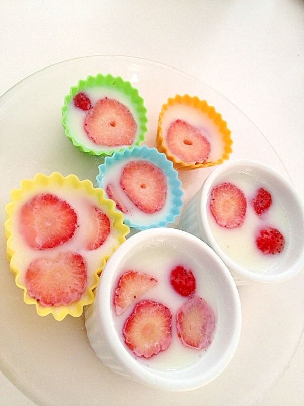 いちごミルクゼリー 離乳食 レシピ 作り方 By とっこ 楽天レシピ いちごミルクゼリー 離乳食 レシピ 作り方 By とっこ 楽天レシピ