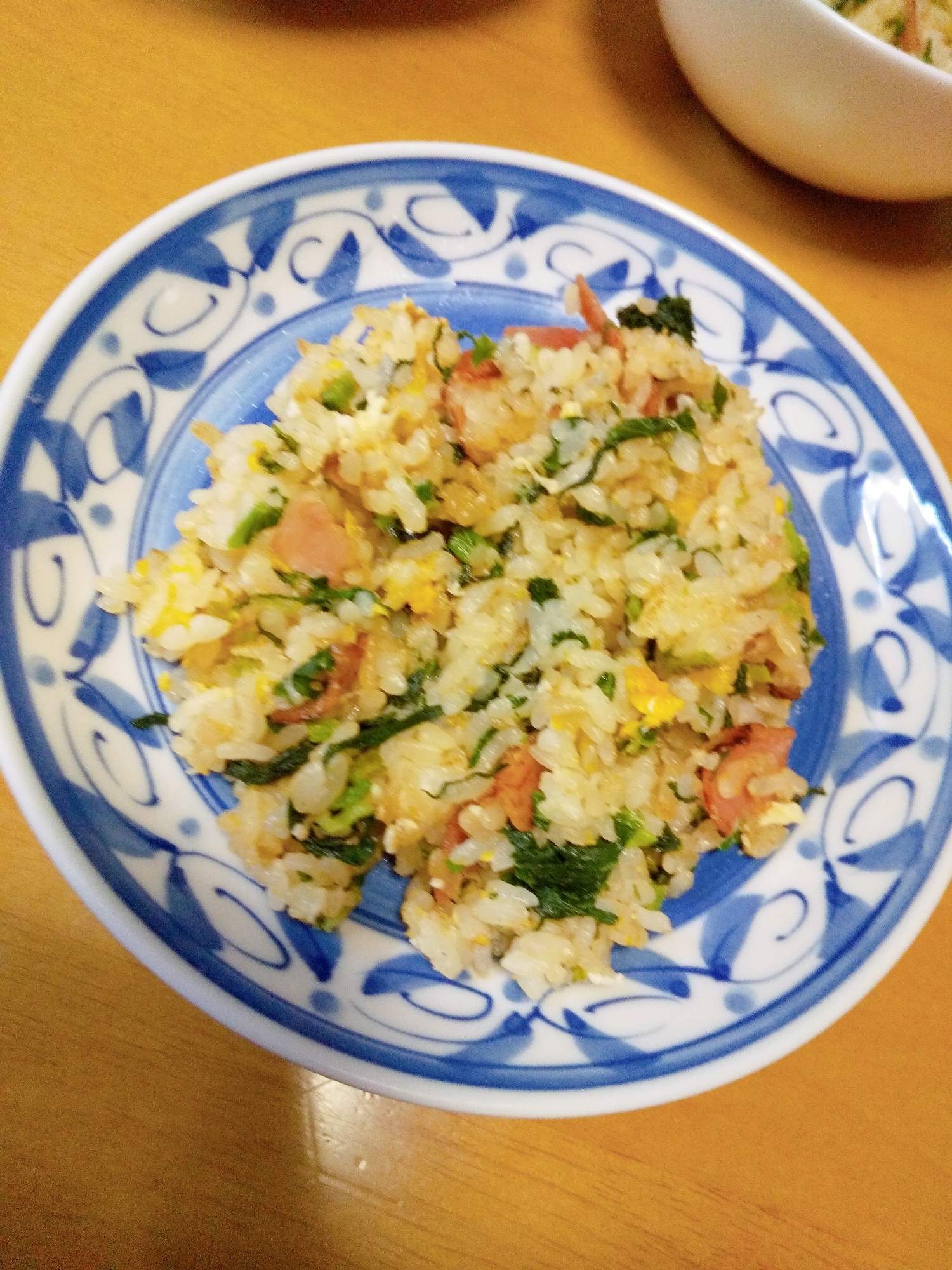 ベーコンと大根葉っぱの焼き飯