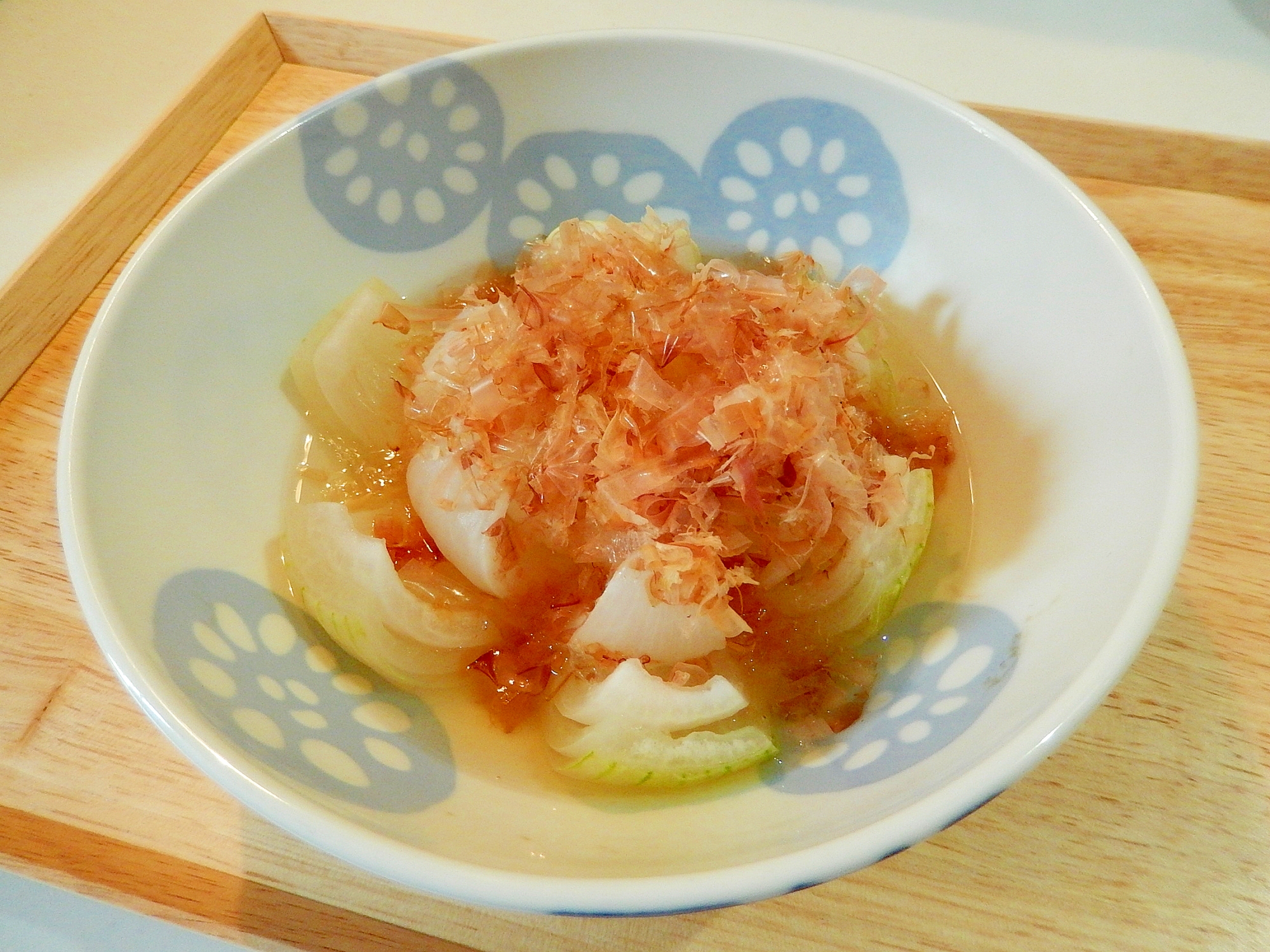 レンジで簡単！新玉ねぎの蒸し煮☆