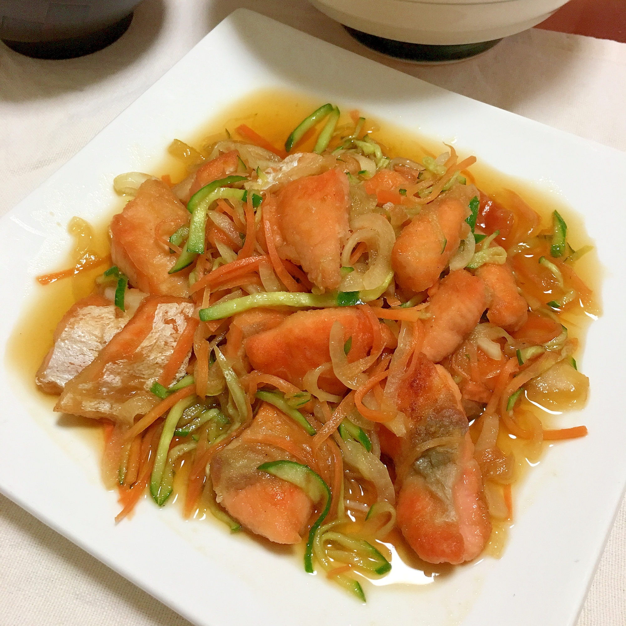 子供が喜ぶ!切り落としサーモンの南蛮漬け♡