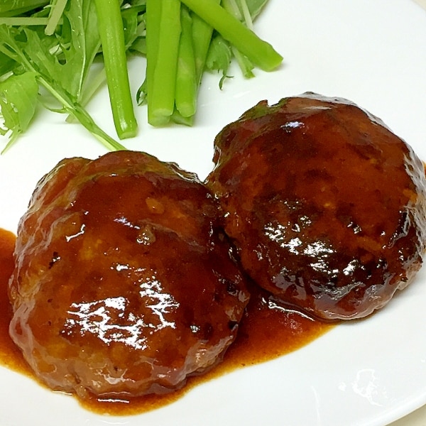 合挽き肉の煮込みハンバーグ レシピ 作り方 By まかろん 楽天レシピ 合挽き肉の煮込みハンバーグ レシピ 作り方 By まかろん 楽天レシピ