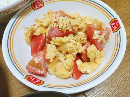 トマトを炒めることがあんまりないので美味しくできるか不安だったけど、とっても美味しかったです!素敵なレシピありがとうございました〜!