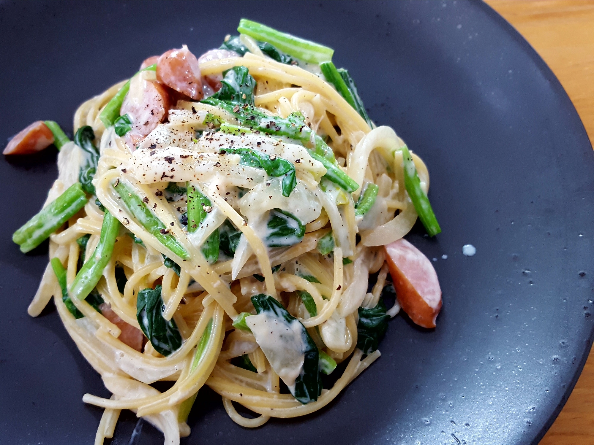 一人ランチに◎お鍋一つでほうれん草のクリームパスタ