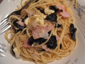 簡単★海苔とチーズの和風パスタ