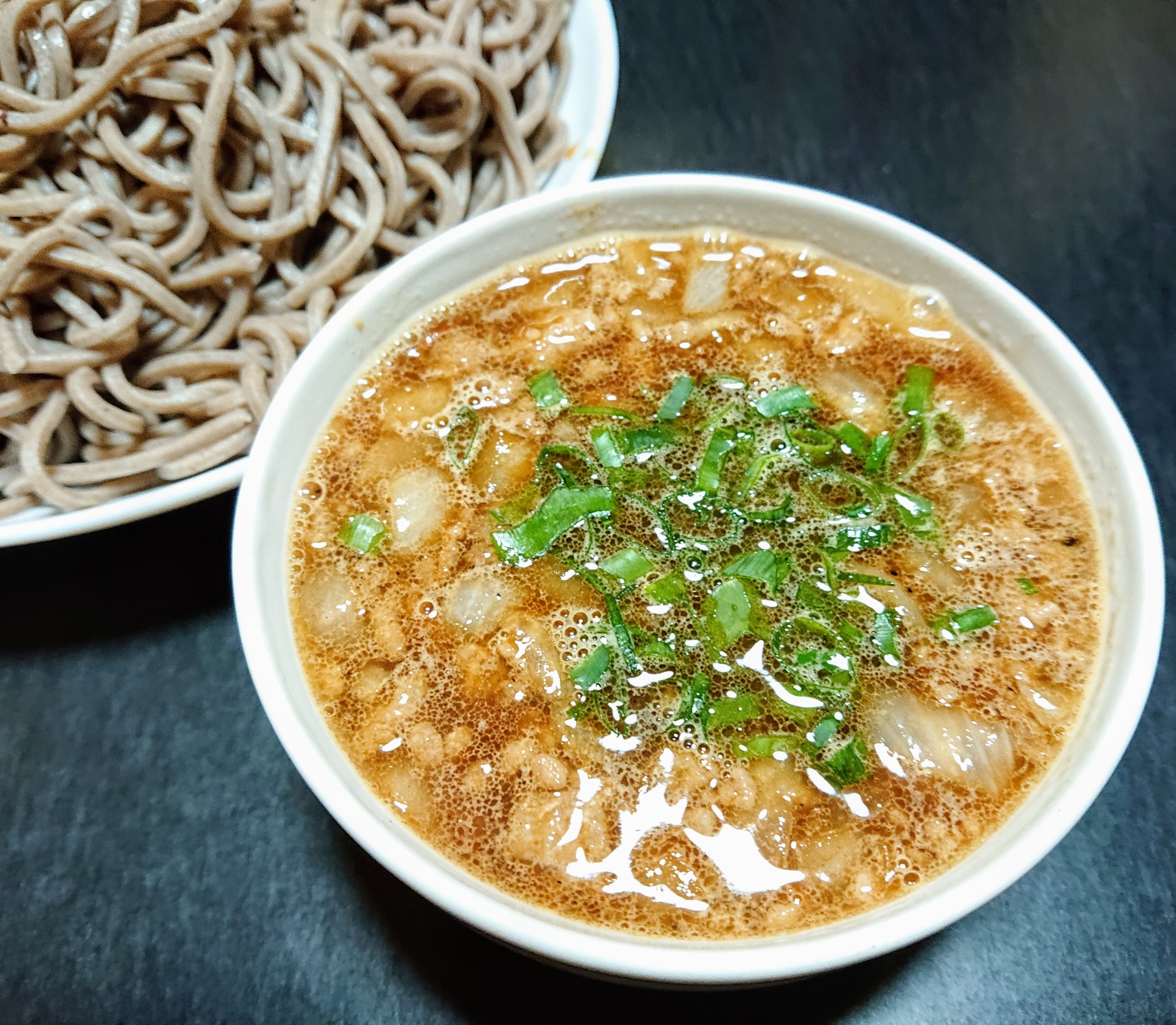 簡単☆ひき肉で肉つけ蕎麦