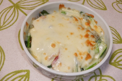 簡単☆小松菜とベーコンのチーズ焼き♪