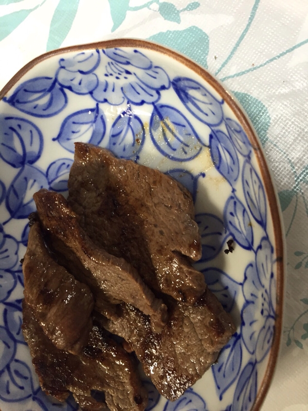 焼肉用の肉で(*^^*)マヨマヨ焼肉のタレ焼き