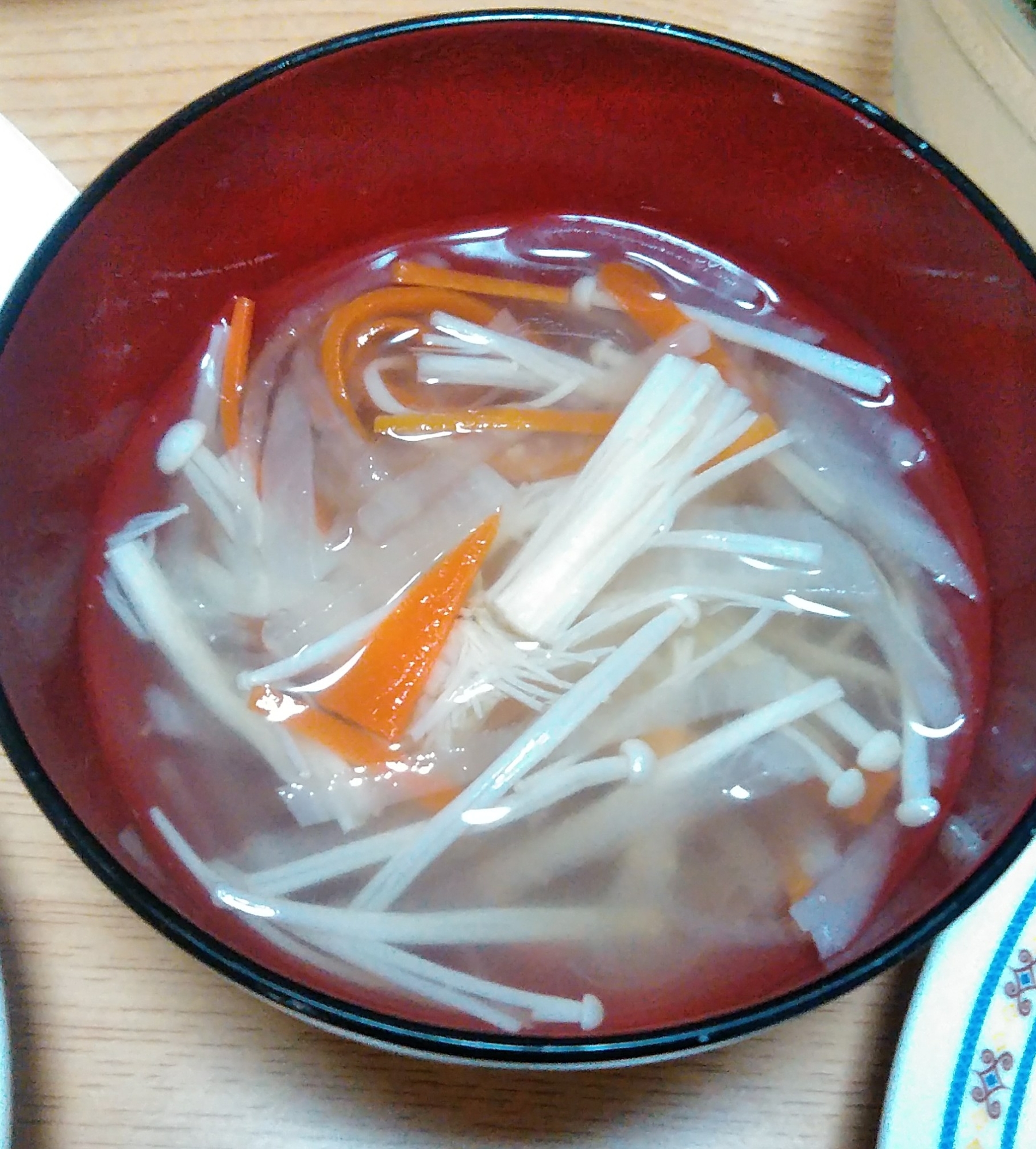 大根と人参とえのきの中華スープ