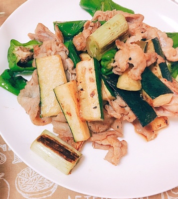 夏野菜と豚肉炒め