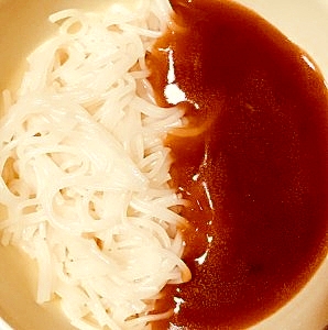 母親の介護食・介護食にハヤシライスソースにゅう麺