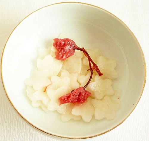 大根の桜花漬け レシピ 作り方 By Liqueur 楽天レシピ 大根の桜花漬け レシピ 作り方 By Liqueur 楽天レシピ