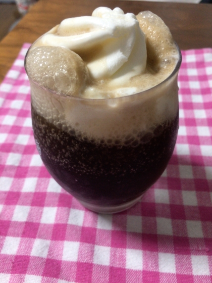 コーラ フロート レシピ 作り方 By かえるかえる38 楽天レシピ コーラ フロート レシピ 作り方 By かえるかえる38 楽天レシピ