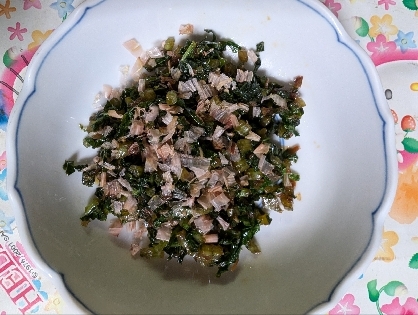 大根を1本無駄無くいただけて、味も美味しくて、素敵なレシピを有り難うございました。