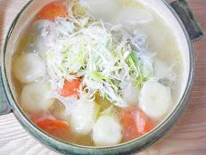 土鍋で煮込む☆Ｗ昆布の鶏の白湯スープ