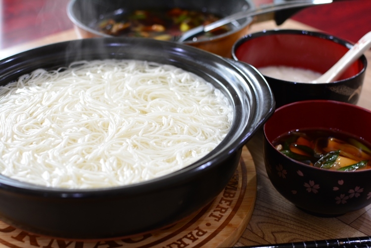 つけダレで食べる温かいそうめん♬