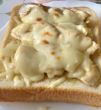 バナナとはちみつとチーズトースト