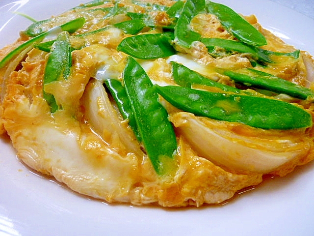 旬!新玉ねぎと絹さやのたまごとじ