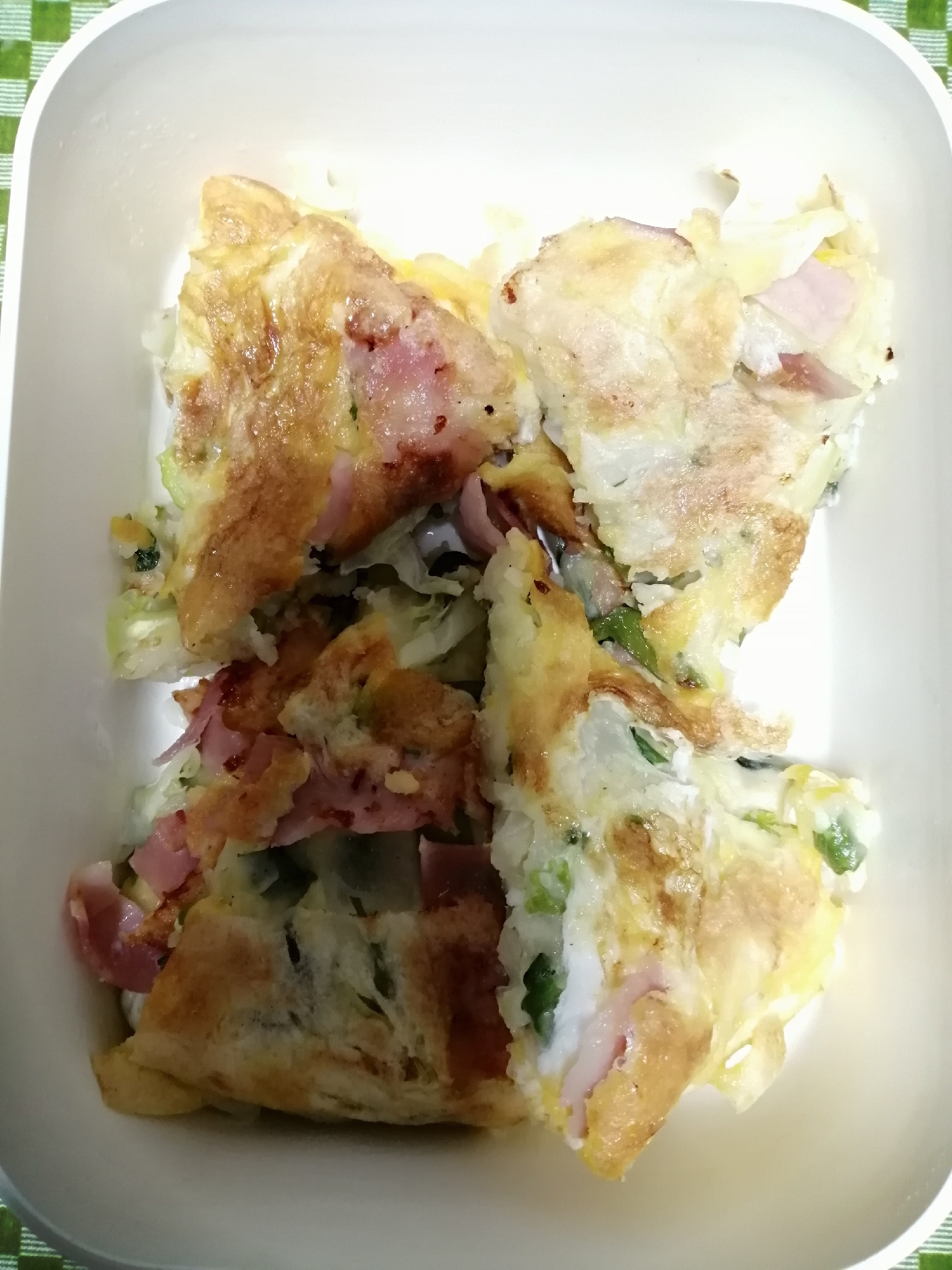 広島風そばなしベーコンとキャベツとネギのお好み焼き