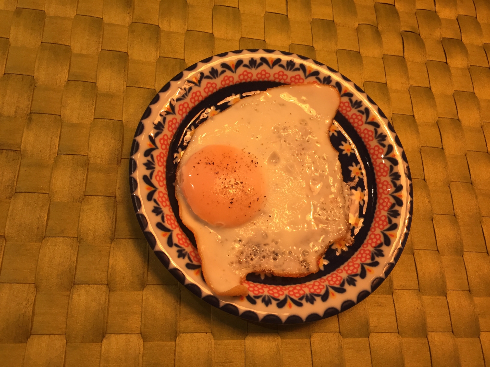 ポイントに気を付けて美味しい！カリカリ目玉焼き