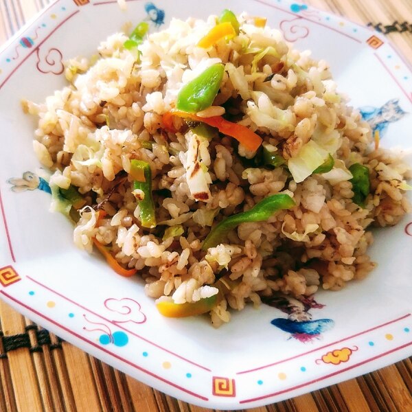 簡単で美味しい めんつゆで和風 なチャーハン レシピ 作り方 By ああや 楽天レシピ 簡単で美味しい めんつゆで和風 なチャーハン レシピ 作り方 By ああや 楽天レシピ