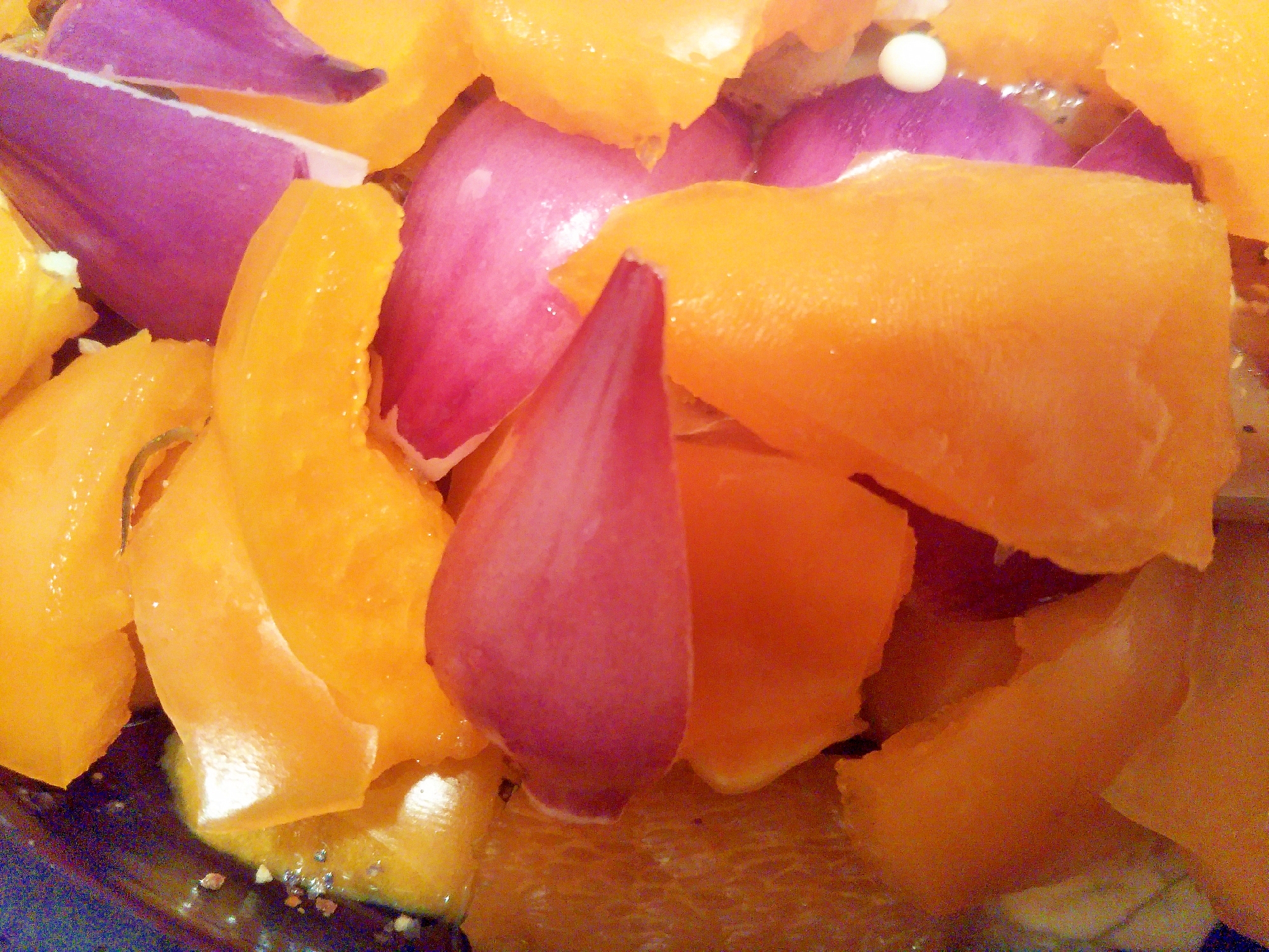 オレンジパプリカ&紫玉ねぎの塩麹サラダ