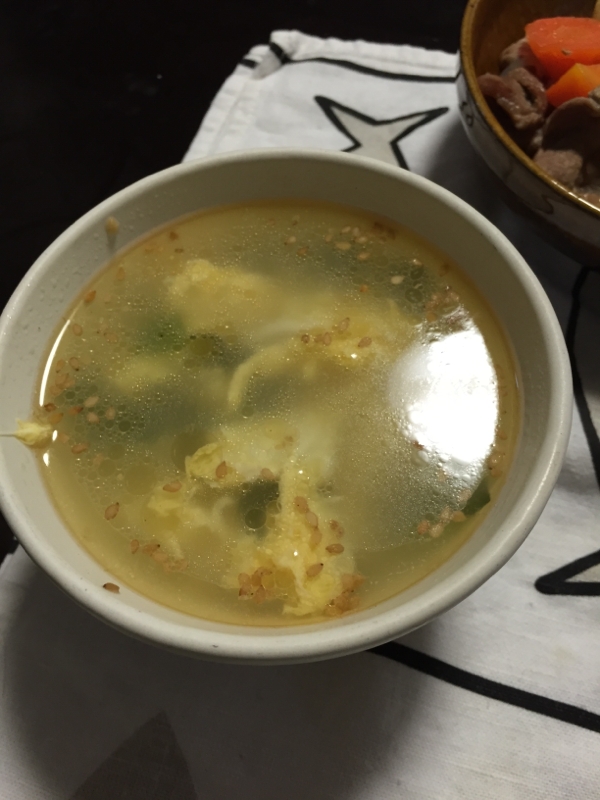 わかめの中華風卵スープ