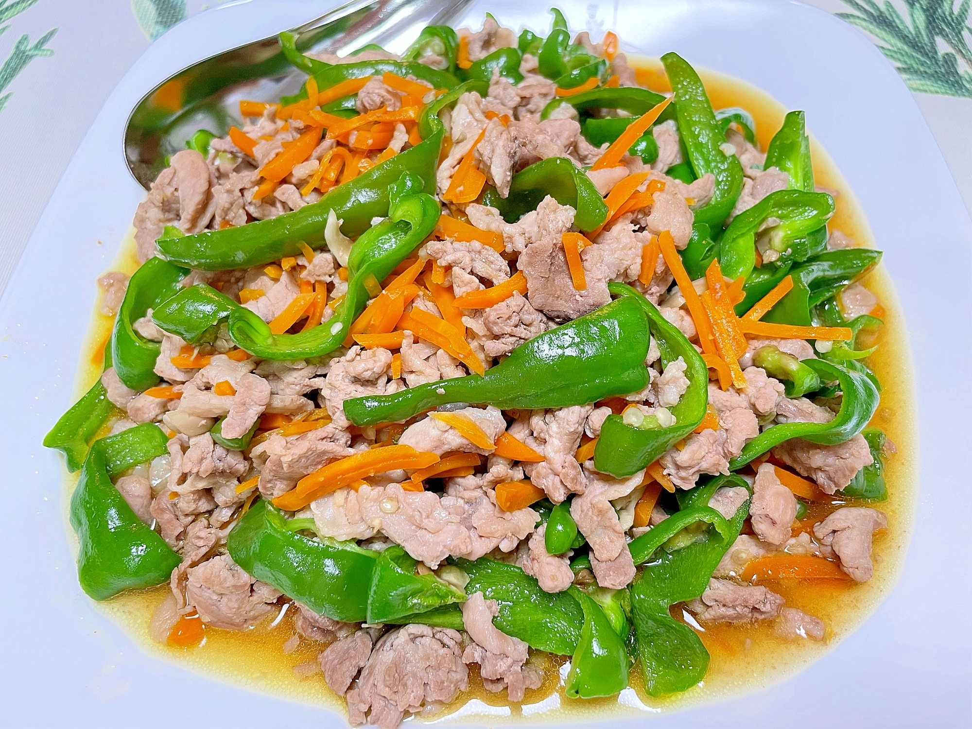 豚肉とピーマンの生姜炒め レシピ 作り方 By もぐもぐばばち 楽天レシピ 豚肉とピーマンの生姜炒め レシピ 作り方 By もぐもぐばばち 楽天レシピ