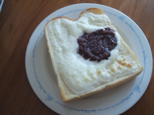 甘くておいしい小豆トースト