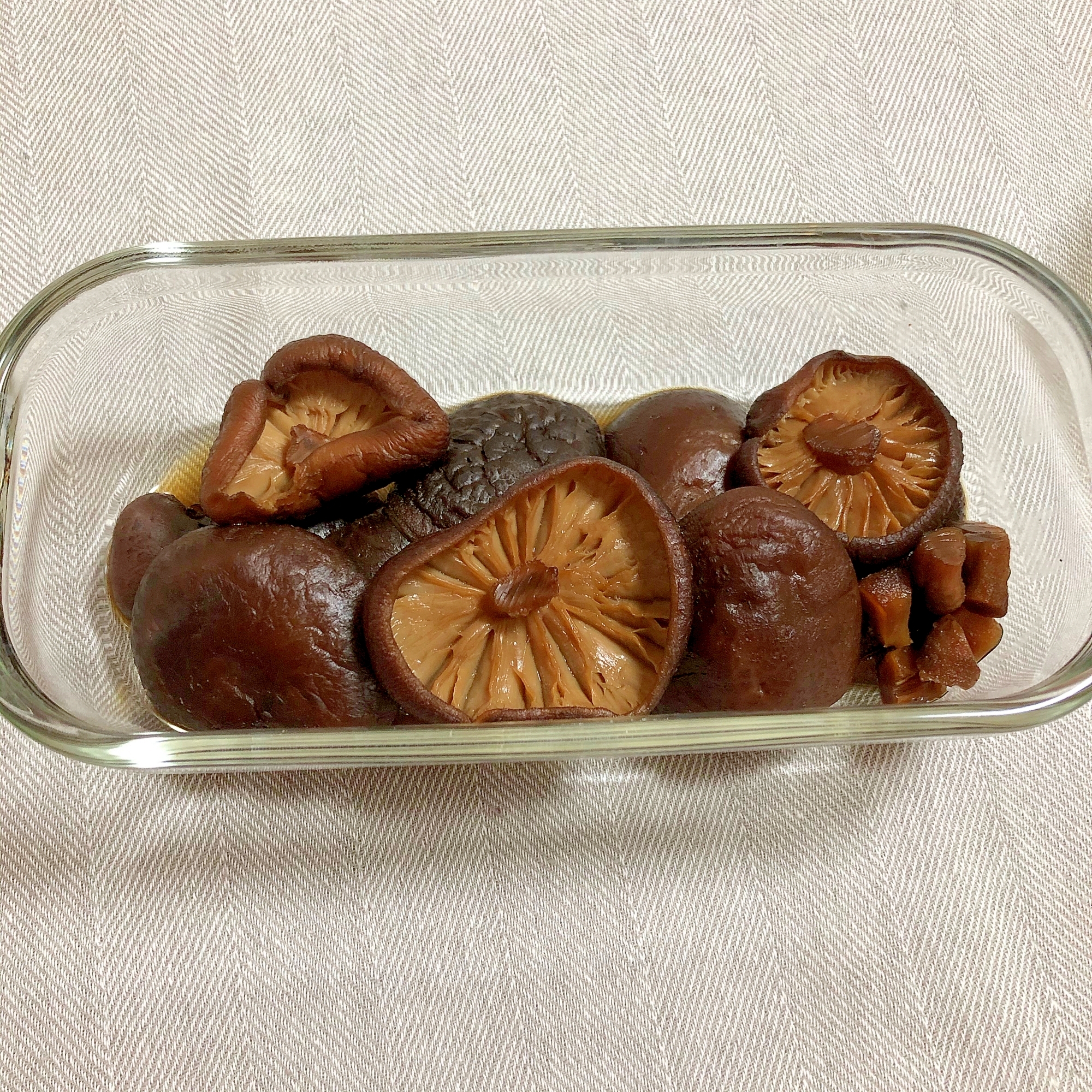 干し椎茸の含め煮 レシピ 作り方 By Mimi Turtle 楽天レシピ 干し椎茸の含め煮 レシピ 作り方 By Mimi Turtle 楽天レシピ