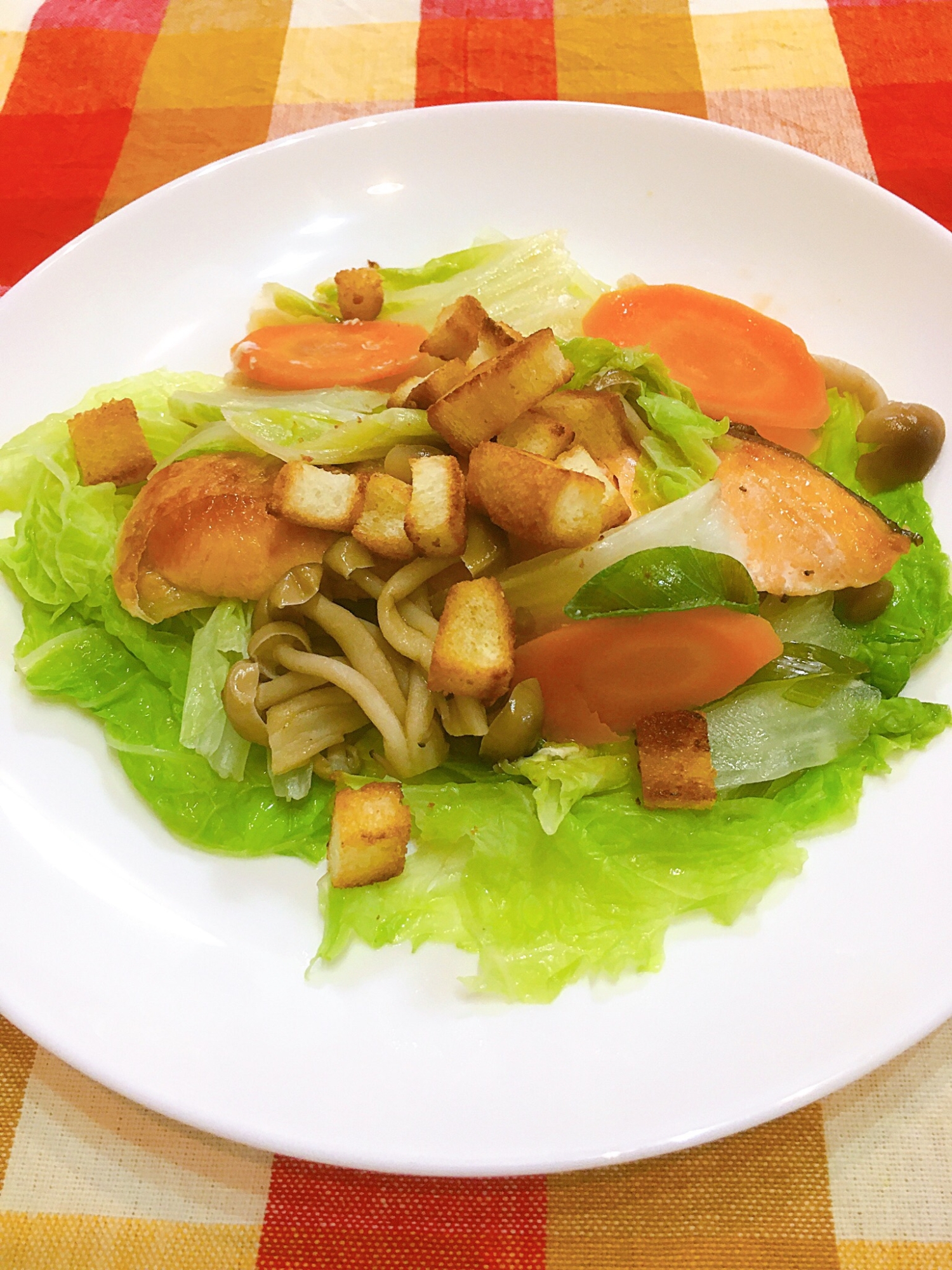 カリカリ食パンと鮭の野菜包み焼き