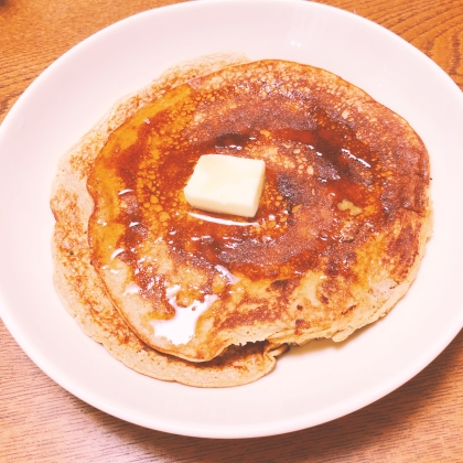 初めてオートミールのパンケーキでした！
簡単でヘルシーでまた作りたいです♫
自然な甘味で美味しかったです☆