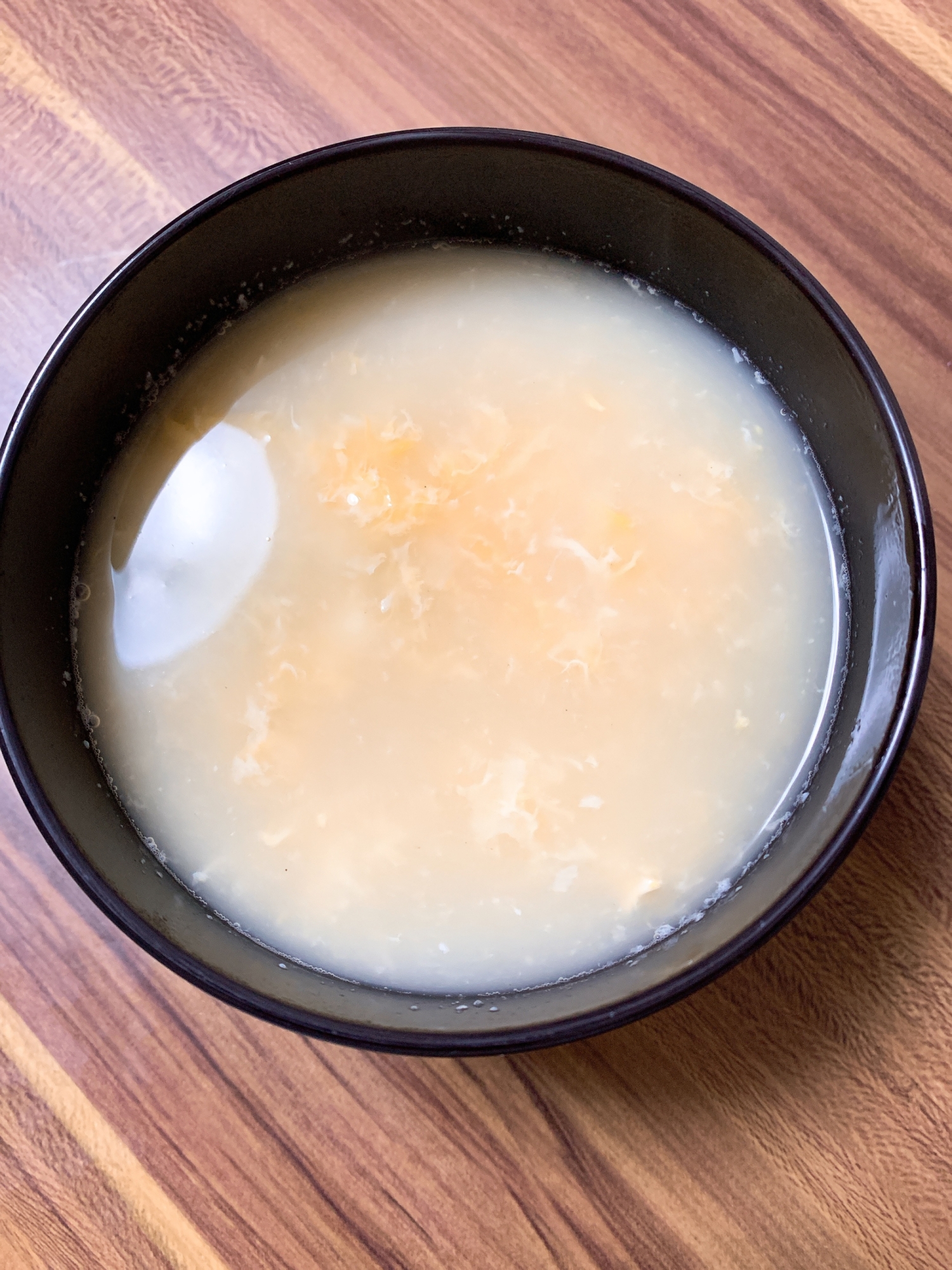 コーンとたまごの中華スープ