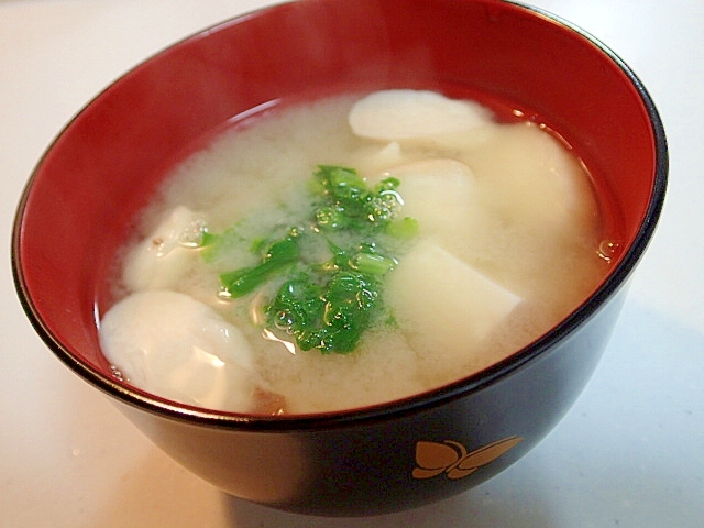 エリンギと豆腐と大根葉のお味噌汁