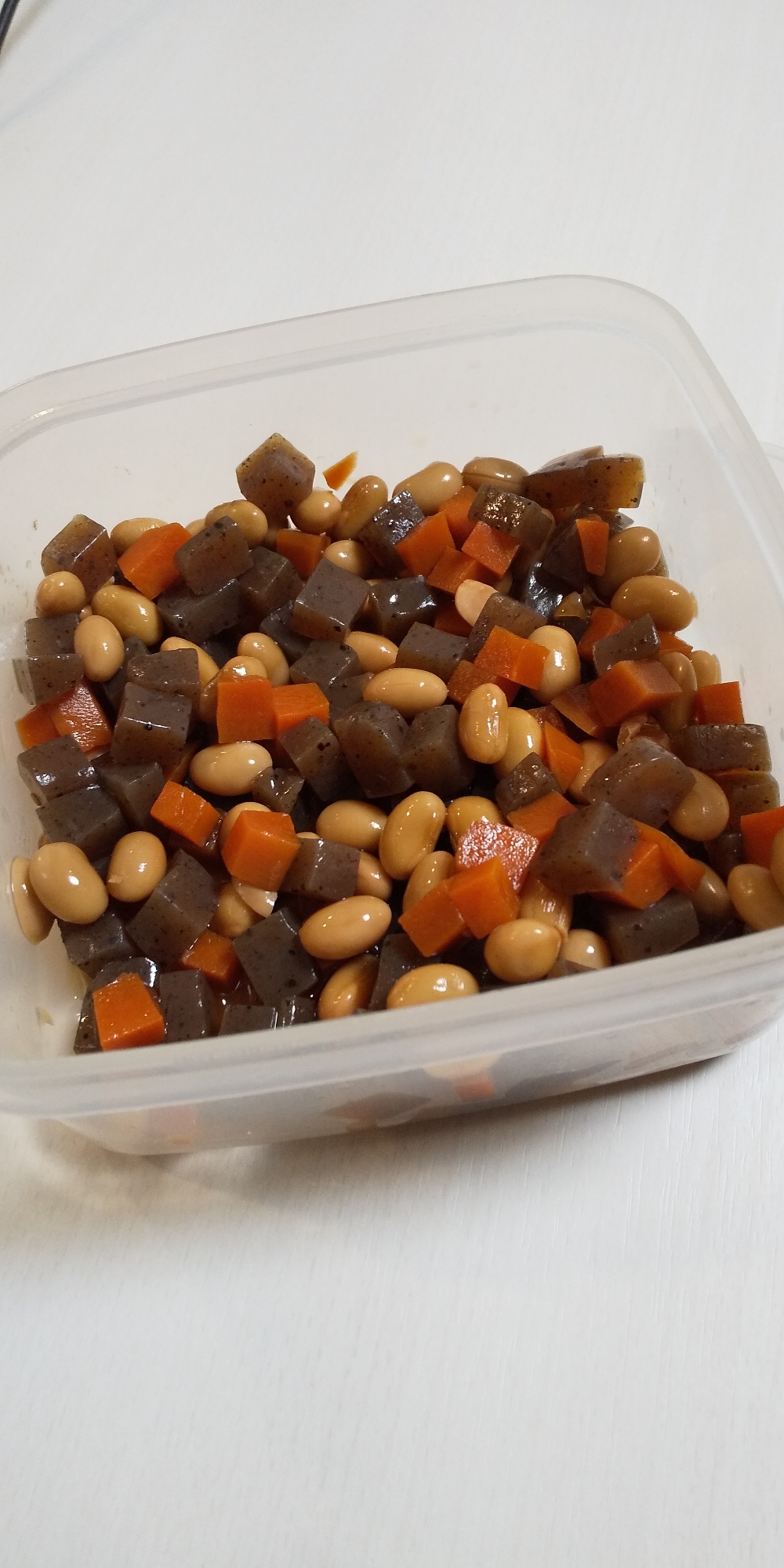 栄養満点!大豆とこんにゃく人参の煮物☆