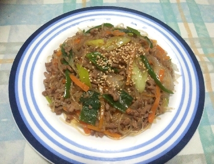 ひき肉で作ると、お安く出来ていいですね。野菜がたっぷり摂れて、美味しかったです。