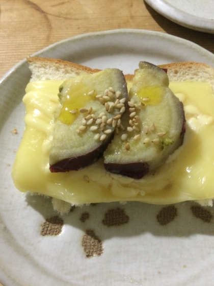 ごまさつまいも♪ハニーチーズトースト♡