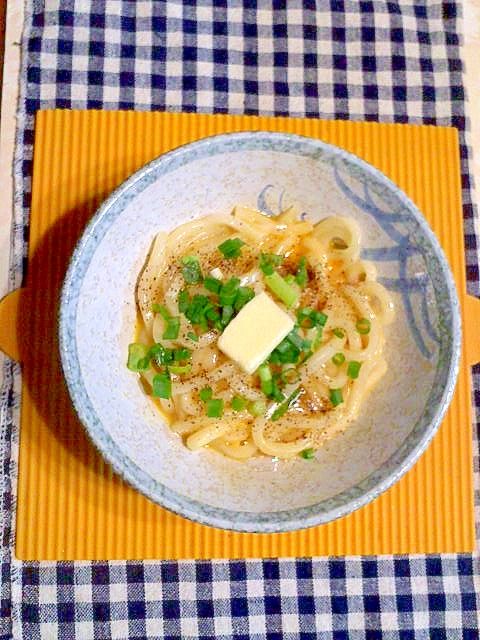 バター醤油の釜玉うどん♪