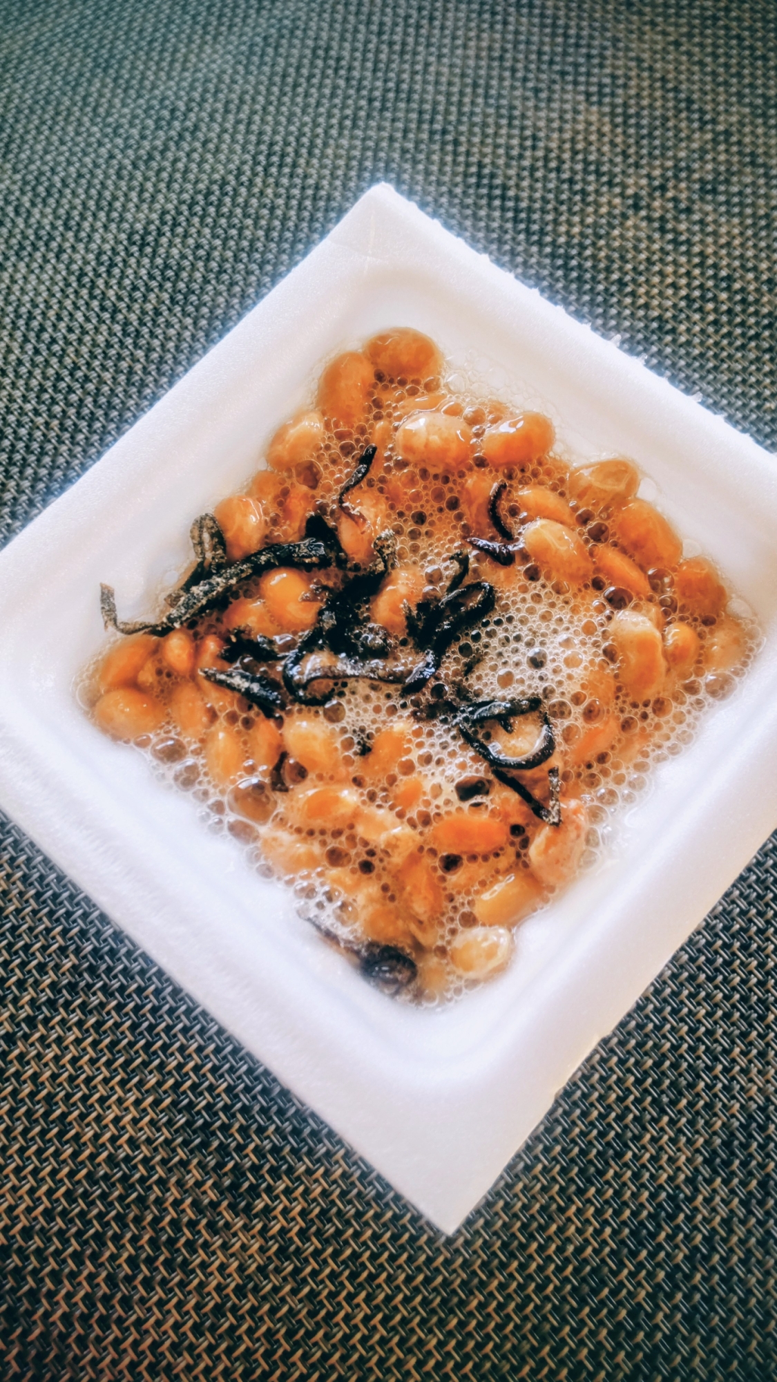 塩昆布でコク旨納豆