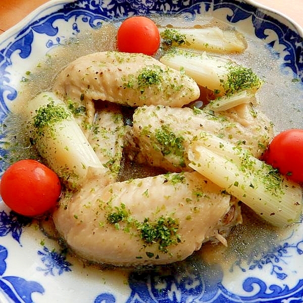 １５分でも！？おつまみに❤手羽先とネギのダシダ煮♪