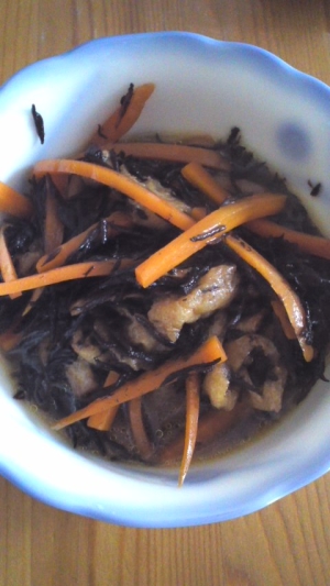 2人分のひじきの煮物