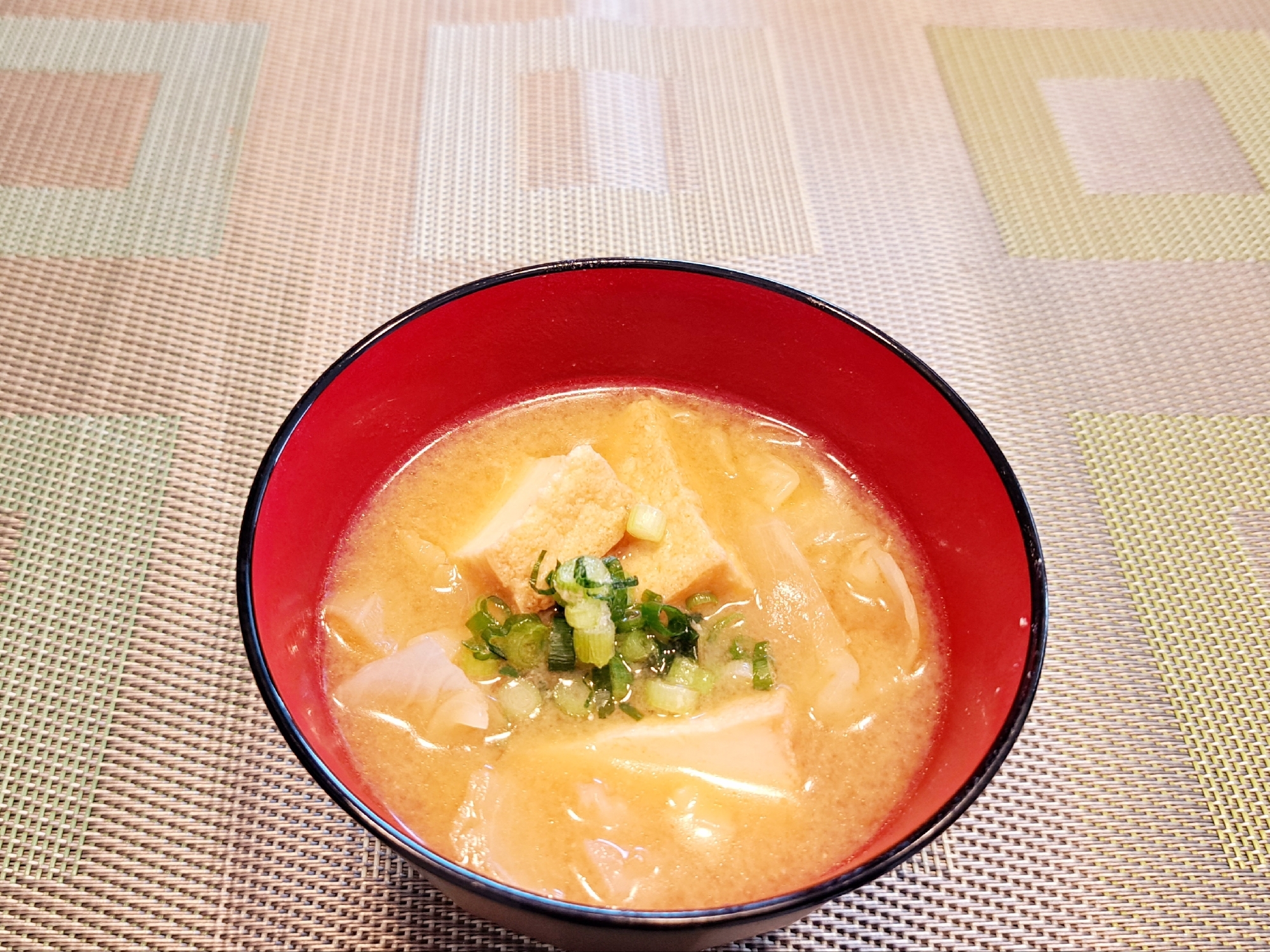 厚揚げとキャベツの お味噌汁