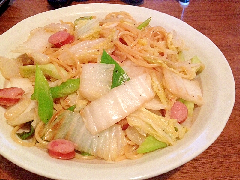 妊婦の一人ランチ☆白菜とソーセージのパスタ