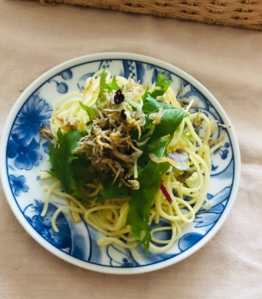 じゃことベビーリーフの焼きそば