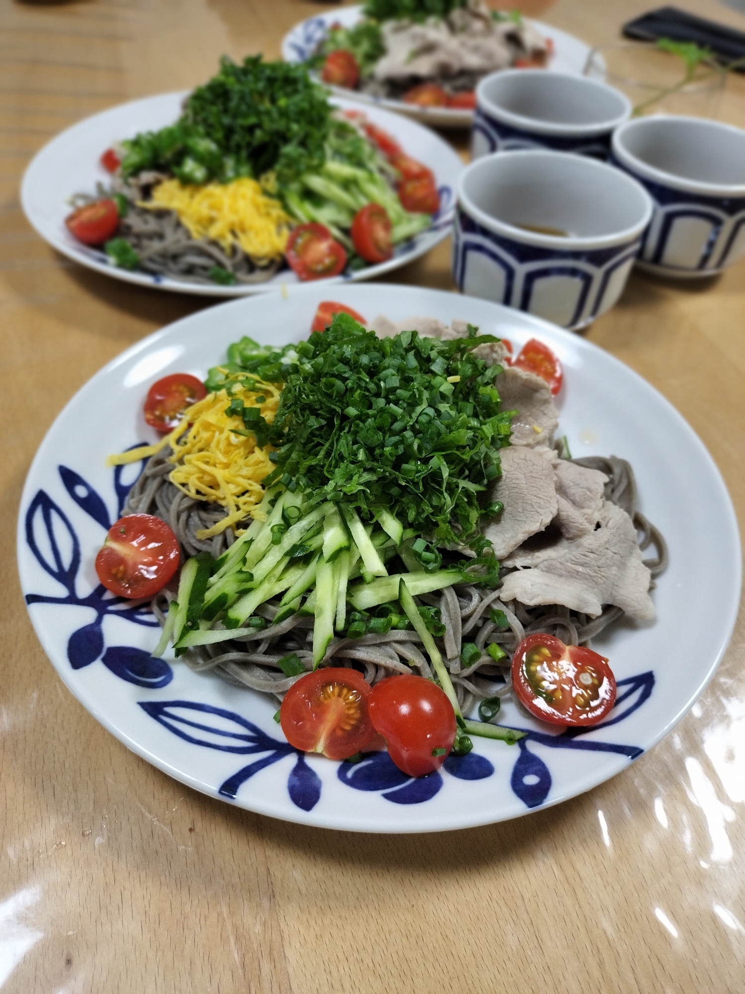 暑い日に！豚しゃぶ乗せ冷やし蕎麦