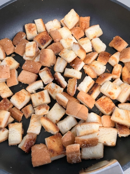 パンの耳できな粉味ラスク